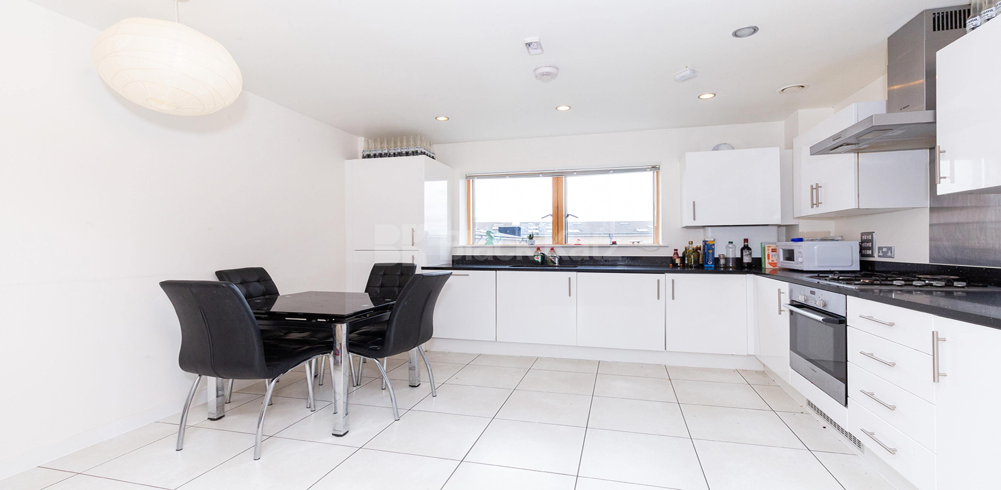 			3 Bedroom, 2 bath, 1 reception Apartment			 New Clocktower Place, Camden Borders N7